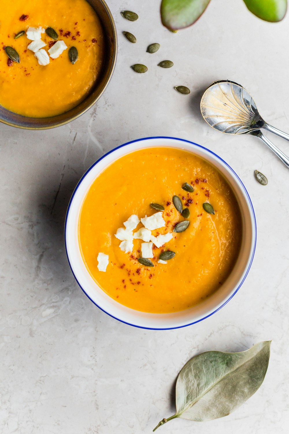 Karotten-Ingwer-Suppe mit Kokosmilch